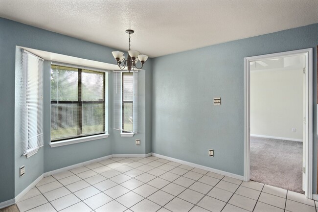 Building Photo - 4501 Embers Dr