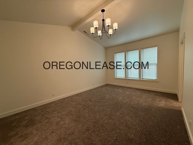 Building Photo - Santa Clara area 3/2 1800sf