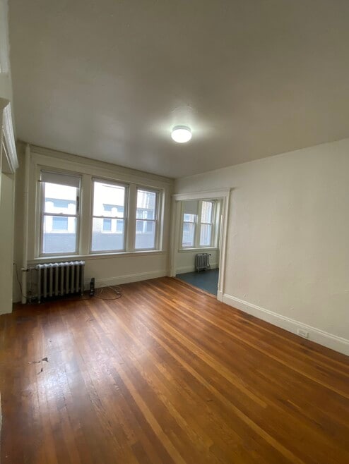 Building Photo - 1167 Boylston St