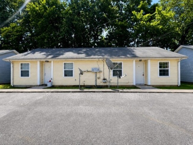 Building Photo - 1375 Thompsonville Ln
