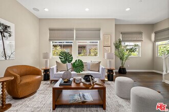 Building Photo - 1025 Star Ruby Dr