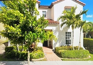 Building Photo - 16991 SW 90th Terrace