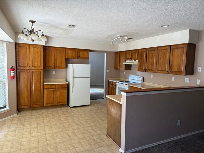 Foto del edificio - 4524 Lobelia Rd NW