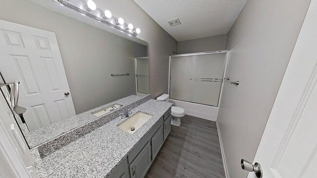 Building Photo - Oak Grove 2 Bedroom 1 1/2 Bath Duplex