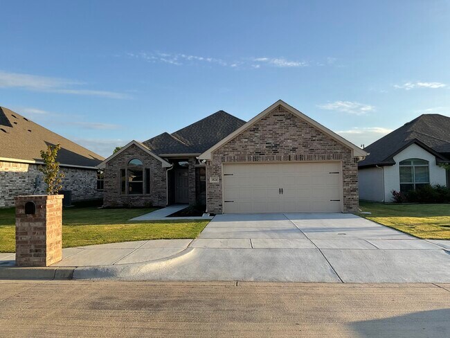 Foto del edificio - 1824 Town Creek Cir