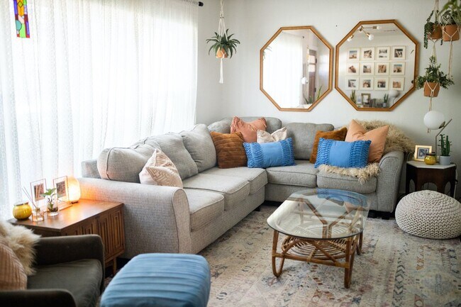 Foto del edificio - 710 Cordell St