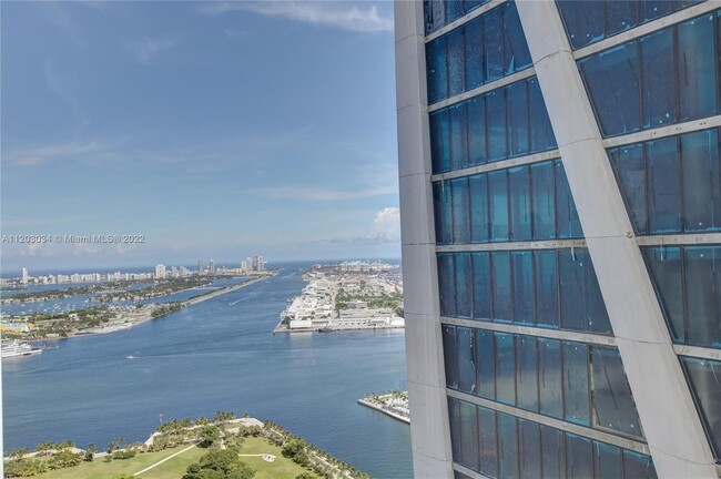 Foto del edificio - 1040 Biscayne Blvd