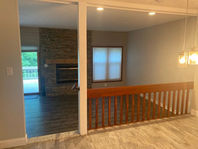 Building Photo - 302 Northslope II Rd