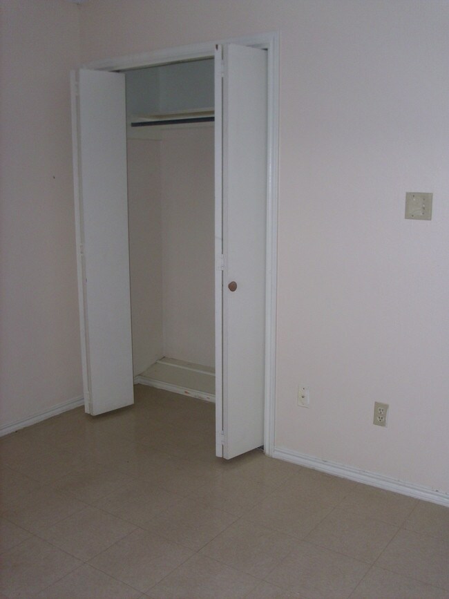 Foto del edificio - 315 E Taylor St