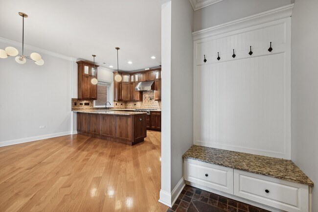 Foto del edificio - 106 S Sangamon St