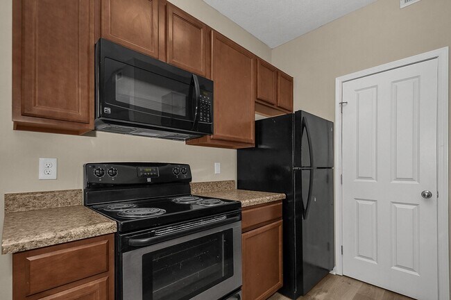 Building Photo - Hartford Village Commons