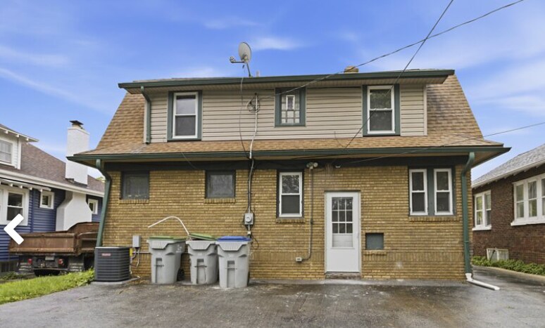 Foto del edificio - 2432 N 55th St