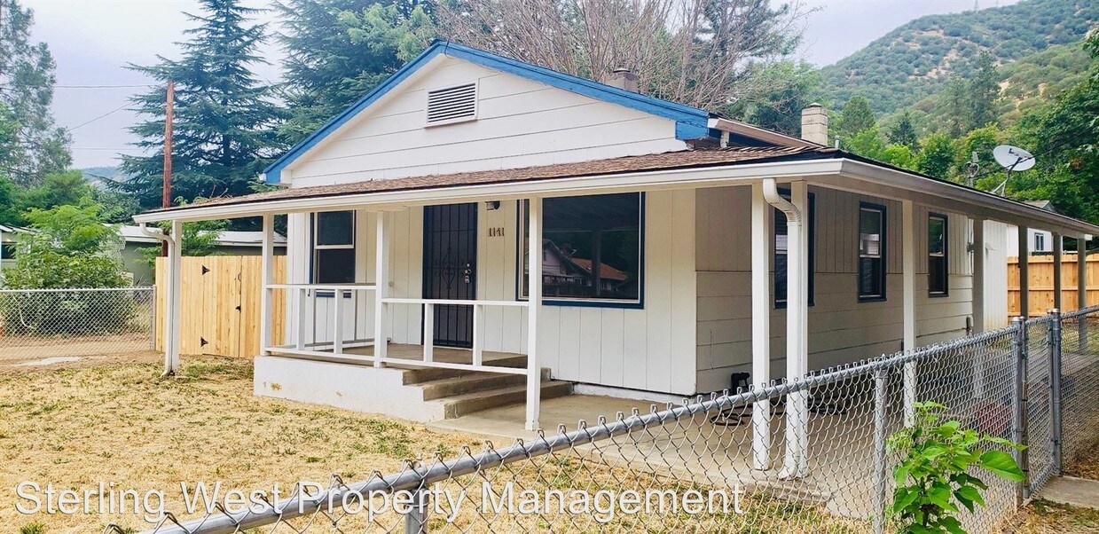 1141 2nd Ave, Gold Hill, OR 97525 House Rental in Gold Hill, OR