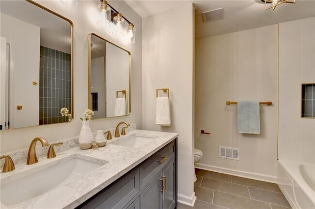 Foto del edificio - 1450 Cedarhurst Dr