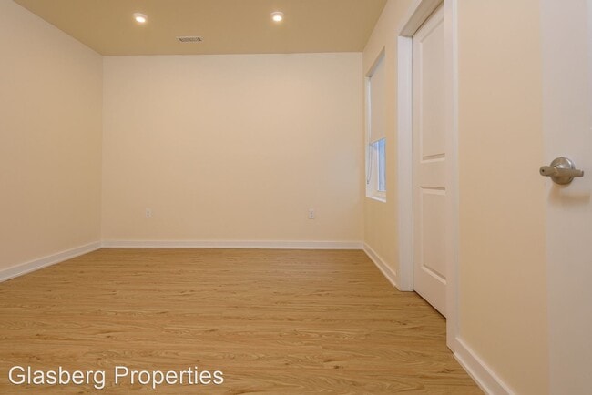 Building Photo - 245 S 45th St