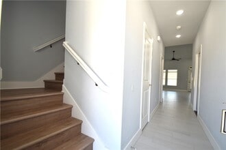 Building Photo - 470 Amethyst Rd