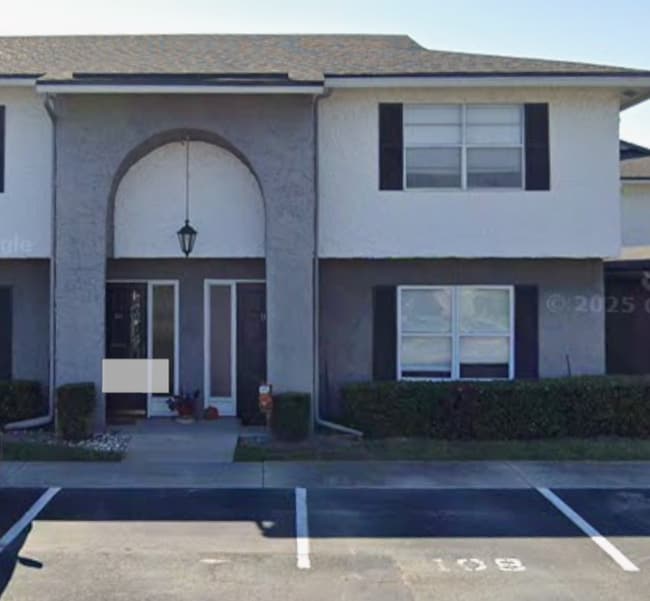 Building Photo - 695 A1A North