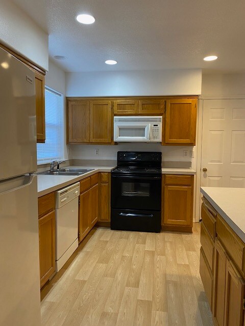 Foto del edificio - 5467 Summerlake St SE
