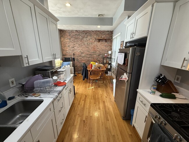 Foto del edificio - 146 W Fourth St