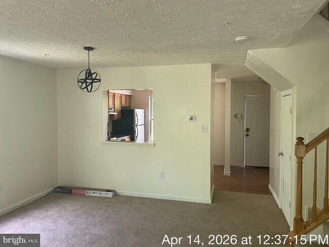 Foto del edificio - 7220 Mahogany Dr