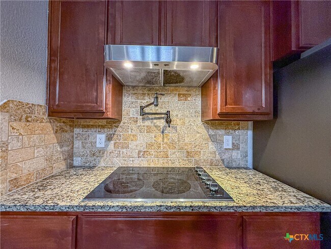 Foto del edificio - 1066 Vista Dr