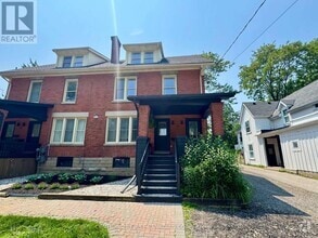 Building Photo - 79-79 Cartwright St