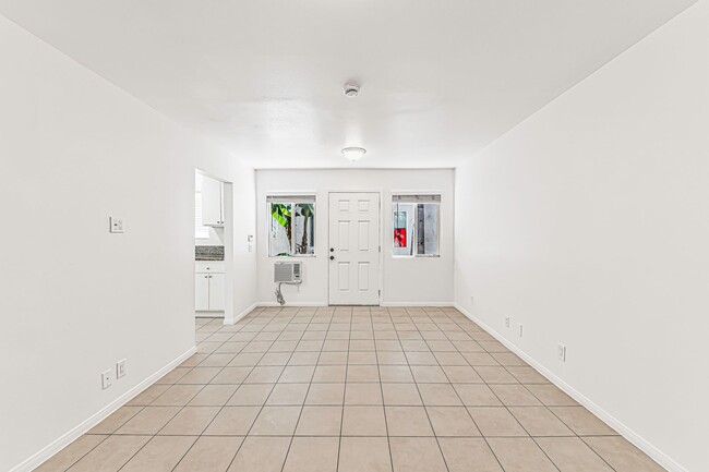 Building Photo - 67 Alamitos Ave