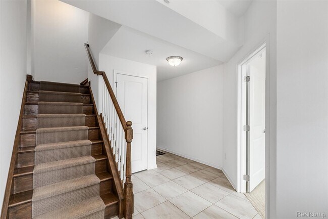 Foto del edificio - 2769 Ashcombe Dr.