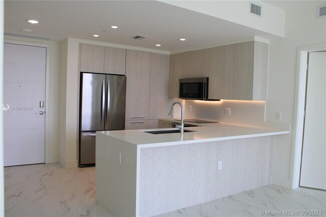 Building Photo - 2000  METROPICA WAY 302 Sunrise Fl 33323