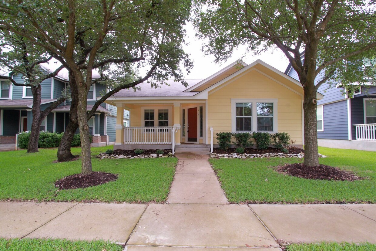 Primary Photo - Beautiful 3 Bedroom, 2 Bath Home in Cedar ...