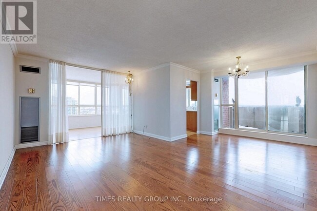 Building Photo - 33 Weldrick Rd E