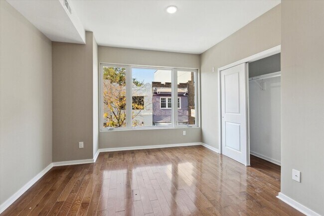 Building Photo - 1441 Point Breeze Ave