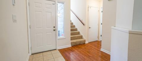 Foto del edificio - 1731 Nestlewood Ln