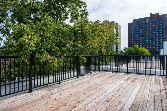 Building Photo - 3505 Rue De Bullion