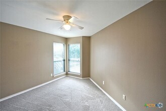 Building Photo - 1180 Berry Creek Dr