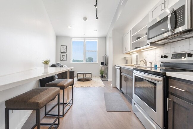 Interior Photo - Art Bloc