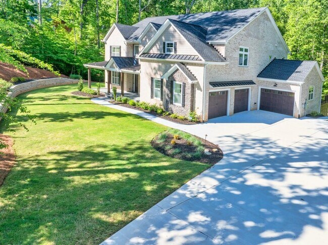 Foto del edificio - 15448 Hopewell Rd