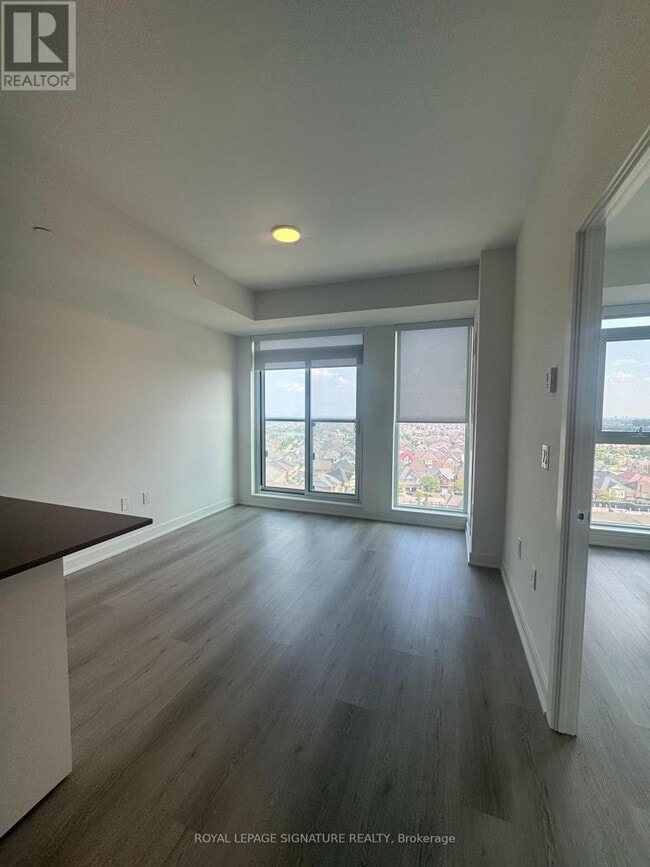 Building Photo - 40-1140 Lagerfeld Dr