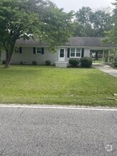 Building Photo - 2211 3rd Loop Rd