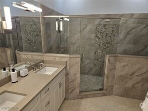Building Photo - 5095 Yacht Harbor Dr
