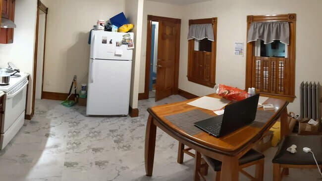 Building Photo - 4 Waban St