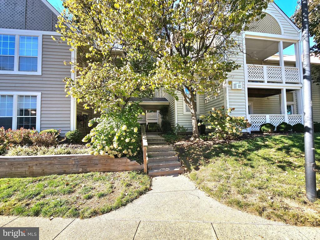Primary Photo - 7660 Willow Point Dr
