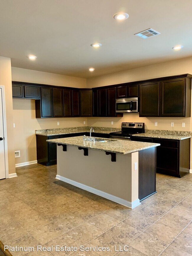 Building Photo - 3 br, 2 bath House - 8624 Abertay Ave
