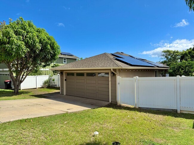 Foto del edificio - 3 Bedroom / 2 Bathroom Home in Waikapu Gardens!