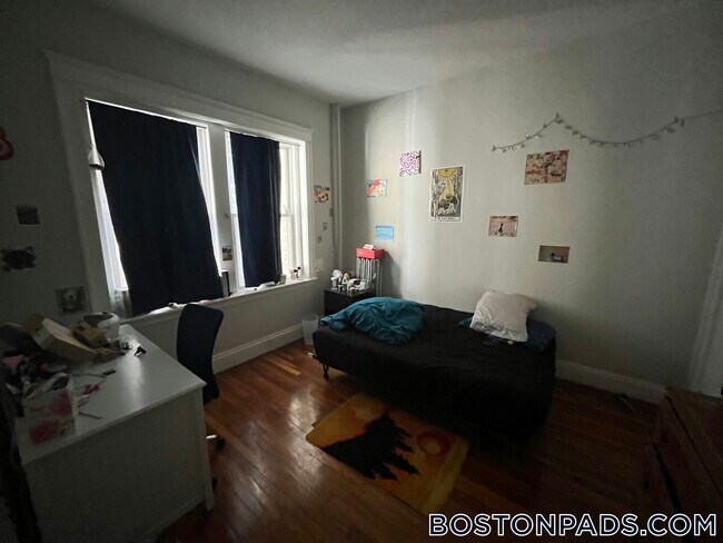 Foto del edificio - 1193 Commonwealth Ave