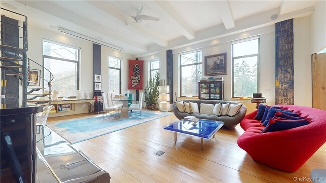 Foto del edificio - 1255 5th Ave