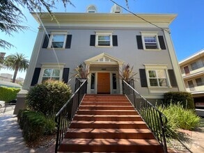 Building Photo - 669 Oakland Ave