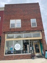 Building Photo - 112 S Washington St