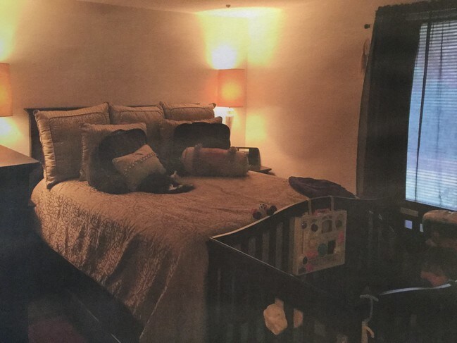 Dormitorio - 322 Woodland Ct