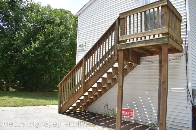 Foto del edificio - 1 br, 1 bath Apartment - 610 N Main St
